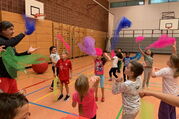 Spiele in der Turnhalle